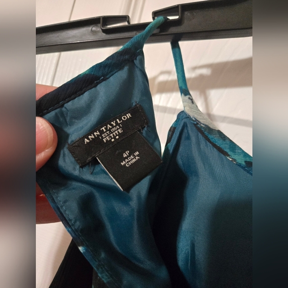 Ann Taylor Loft Blue & Teal Dress, Size 4 petite, EUC - Picture 15 of 16